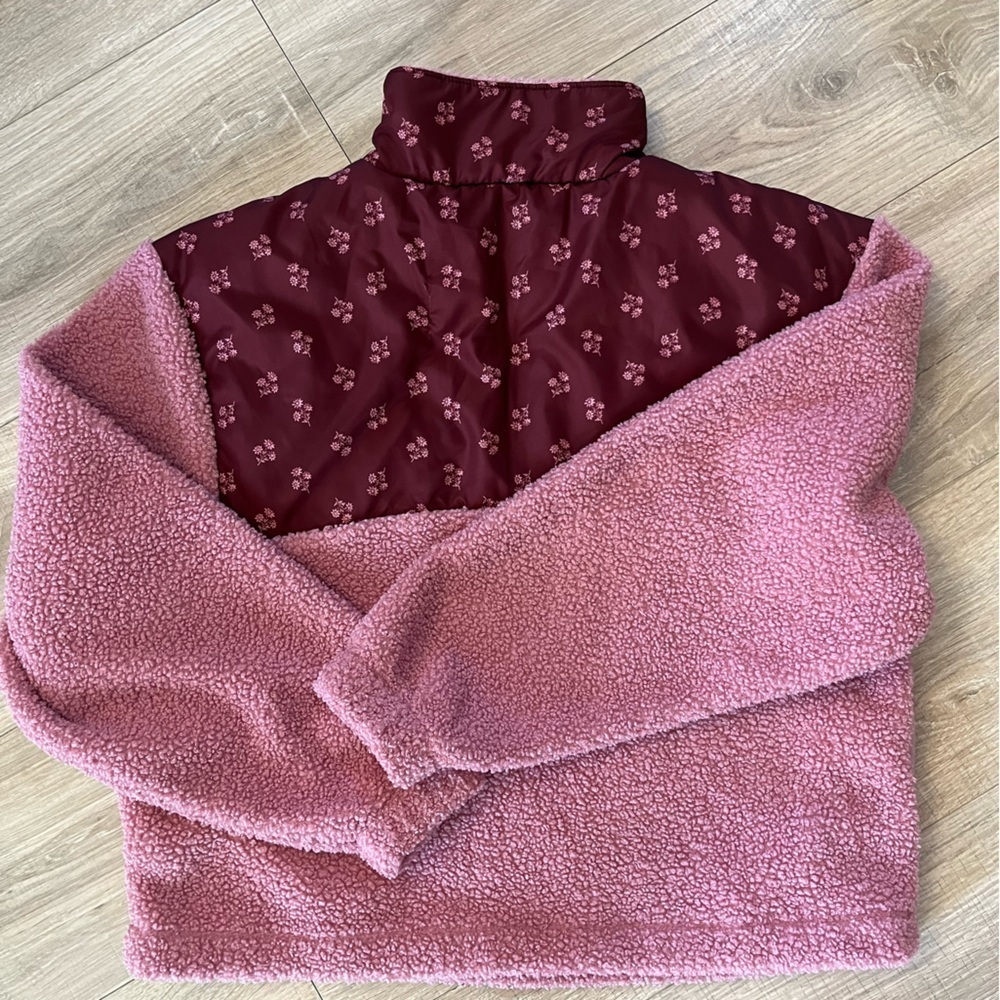 Universal Thread Sherpa Pullover - Picture 2 of 3
